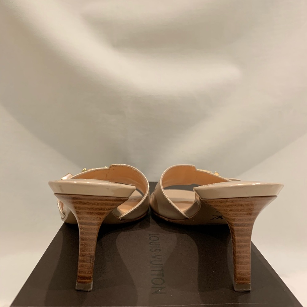 Louis Vuitton Vernis Dice Mule Shoes. - Picture 5 of 8